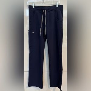 Figs Kade Cargo Scrub Pants - Navy